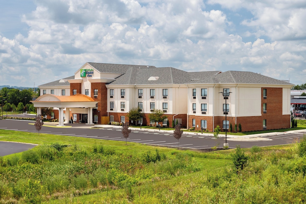 Holiday Inn Express & Suites Lancaster by IHG - photo 93
