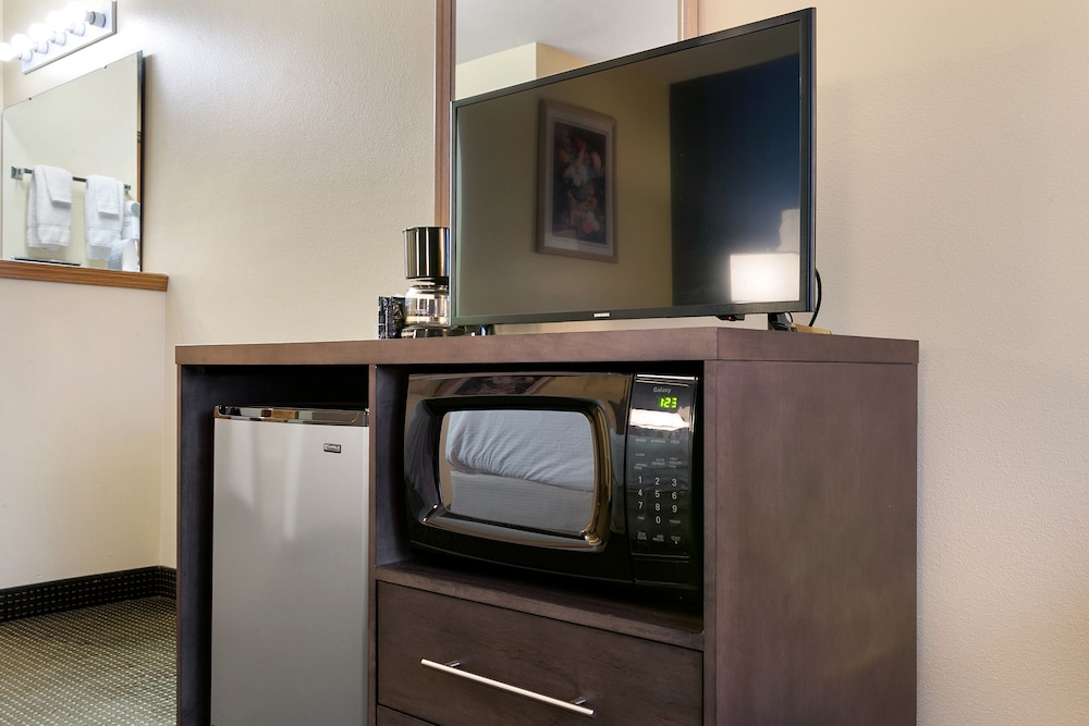 Days Inn by Wyndham Ellensburg - photo 17