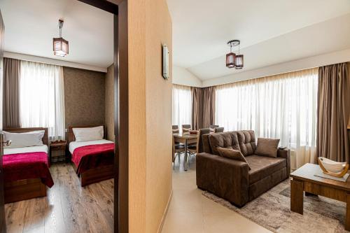 Villa In Crystal