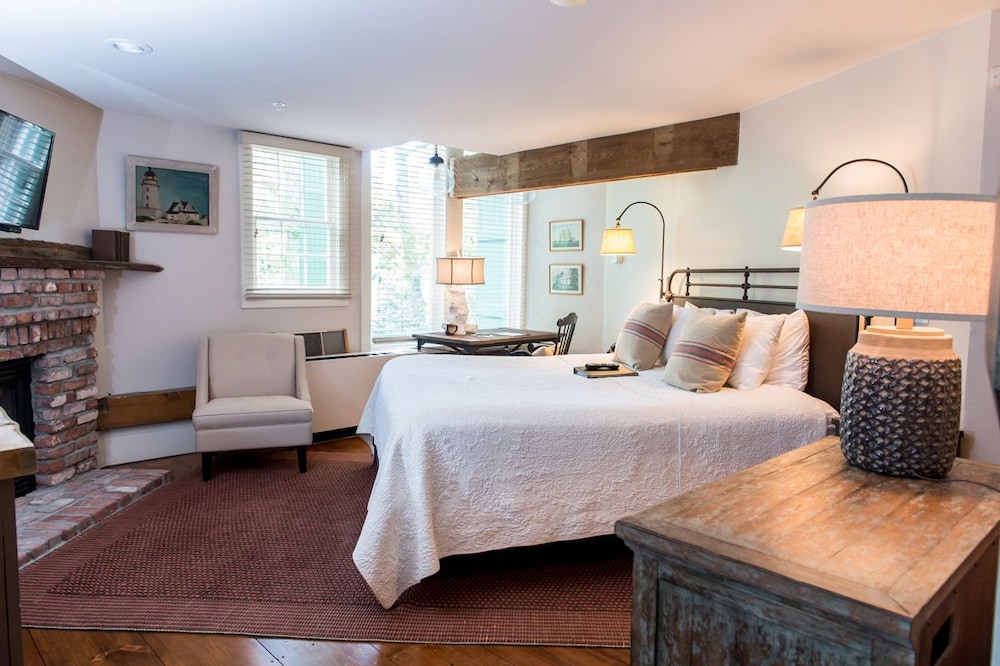 Three Chimneys Inn - photo 16