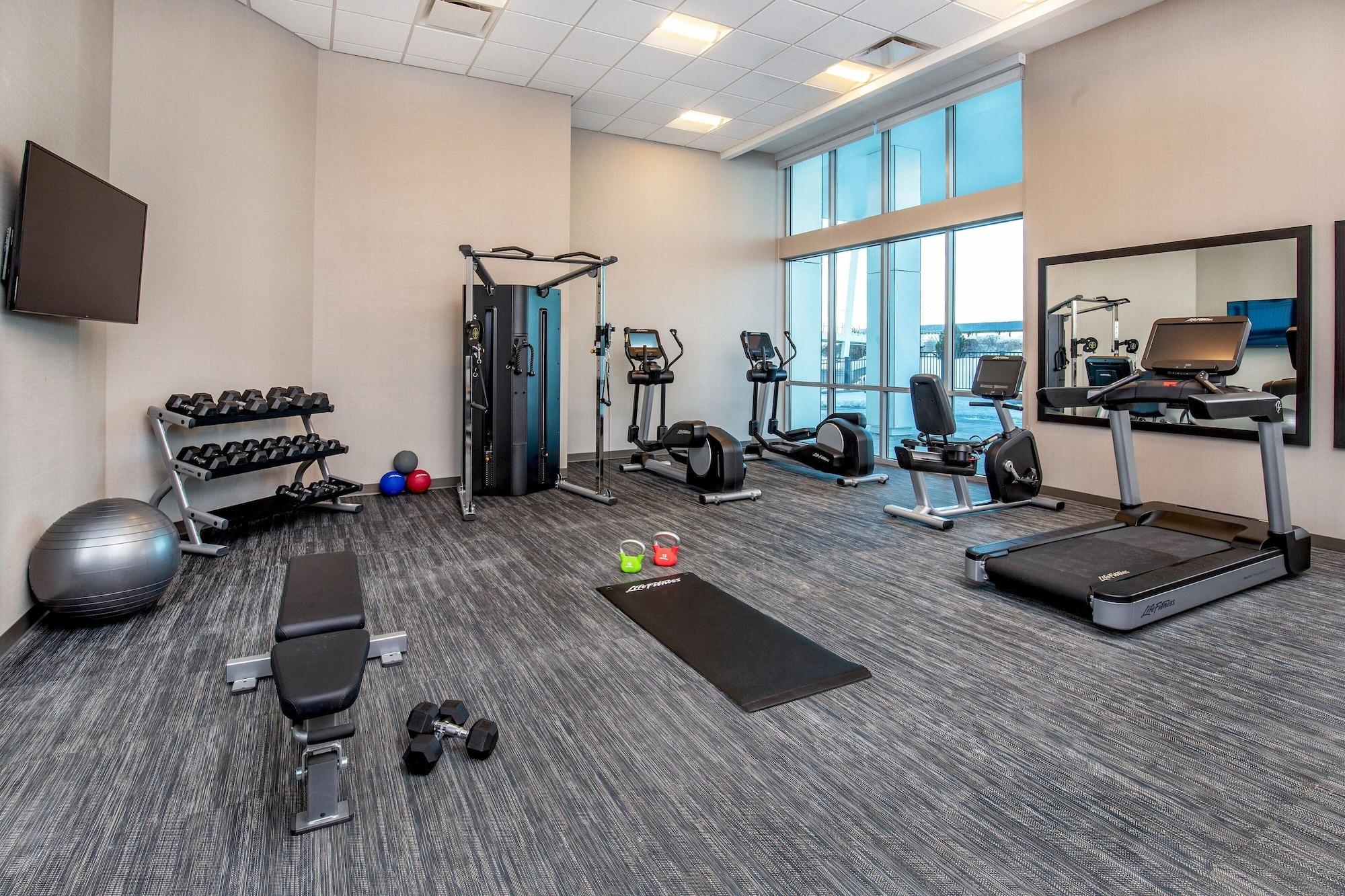 SpringHill Suites by Marriott Boston Logan Airport Revere Beach - photo 13