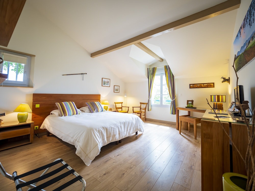 Iparra - carbon neutral hotel in Arcangues