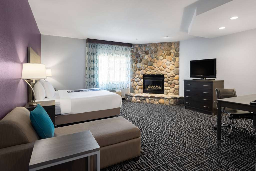 La Quinta Inn & Suites by Wyndham Pocatello - photo 20