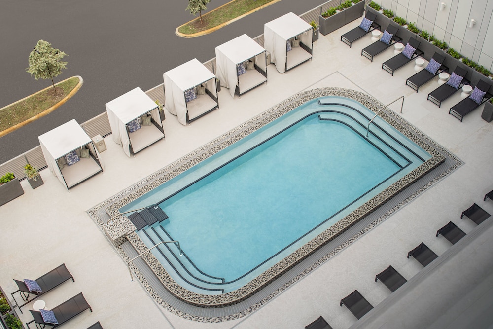 AC Hotel by Marriott Miami Dadeland - photo 18