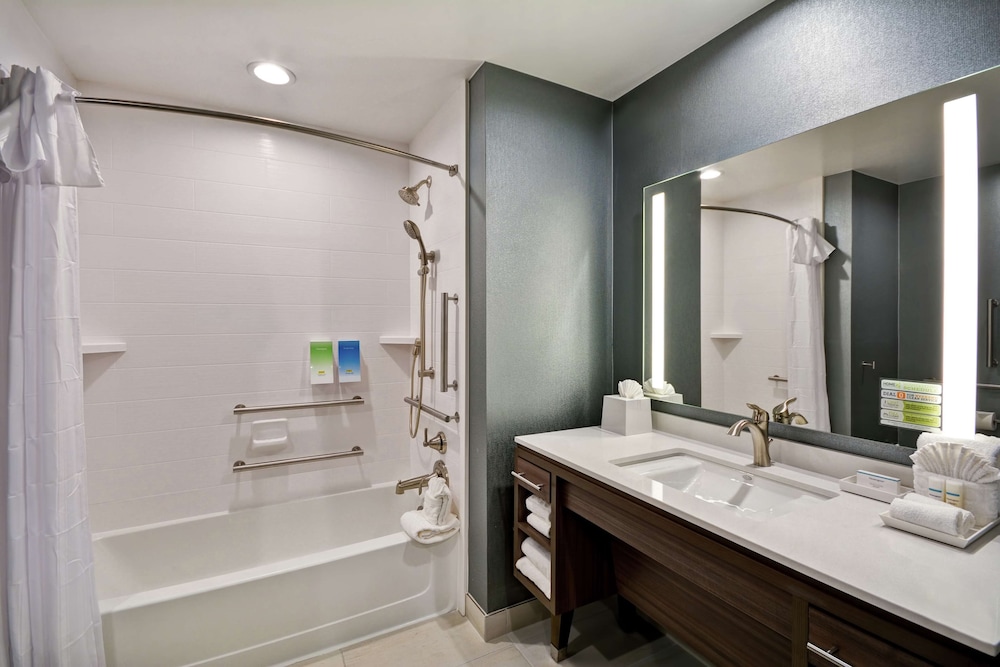 Home2 Suites by Hilton Plano Legacy West - photo 29