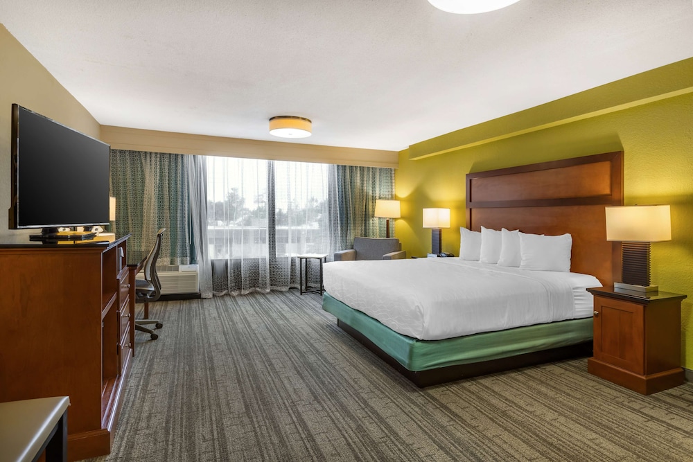 Best Western Plus Houston Energy Corridor - photo 5