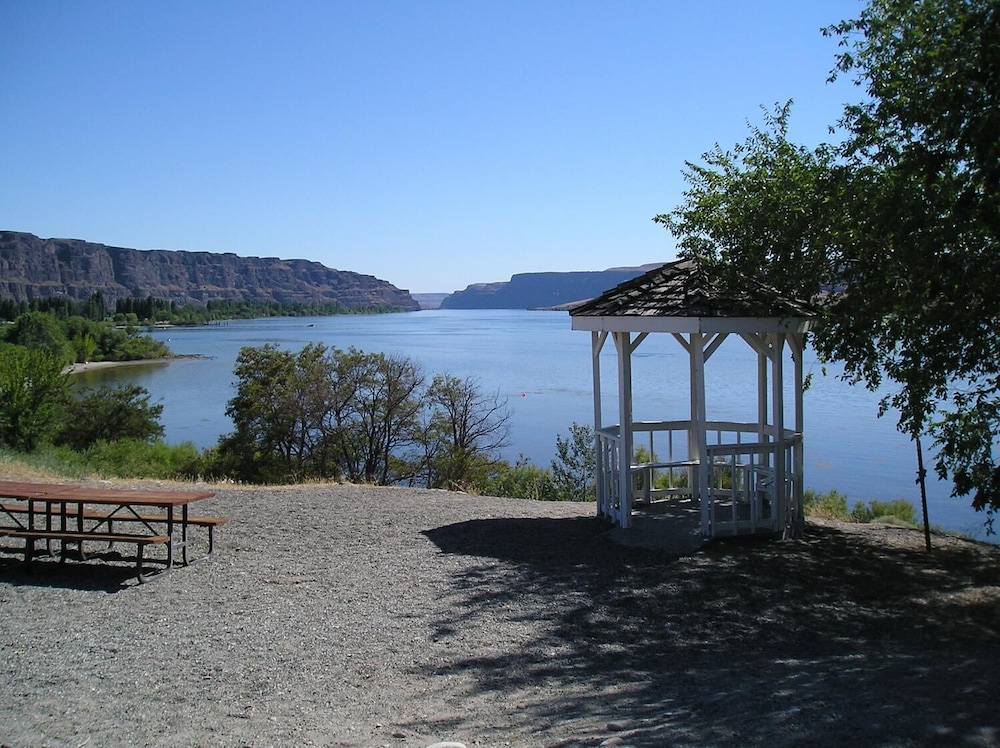Crescent Bar RV Resort - photo 18