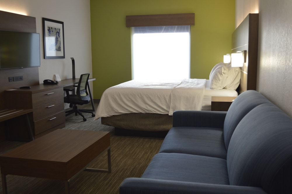 Holiday Inn Express & Suites Franklin KY by IHG - photo 24