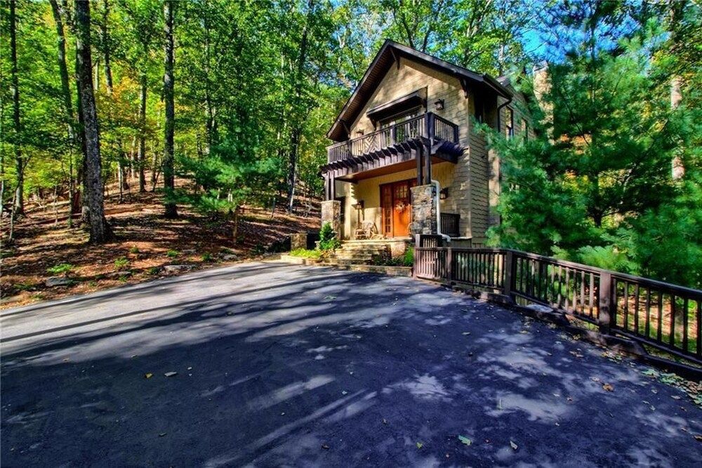 Our Nest in Jasper, United States