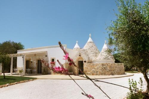 Residence Spadalunga — 4-Star Luxury Hotel in San Michele Salentino, Italy