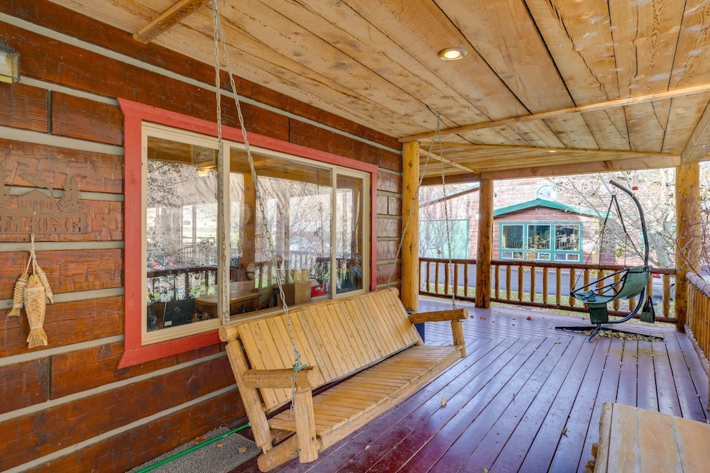 Salmon Vacation Rental w Mountain Views - photo 23