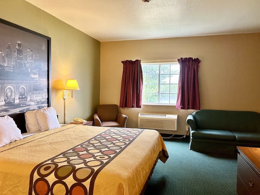 Super 8 by Wyndham Platte City Kansas City Area Airport - photo 9