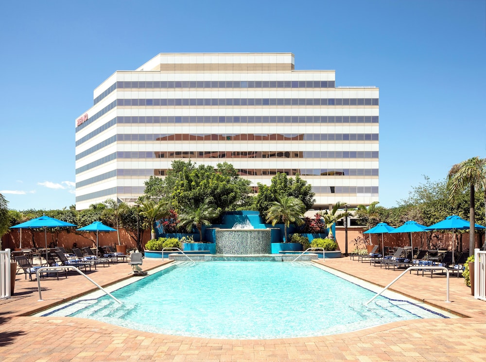 Embassy Suites by Hilton Tampa Airport Westshore - photo 40