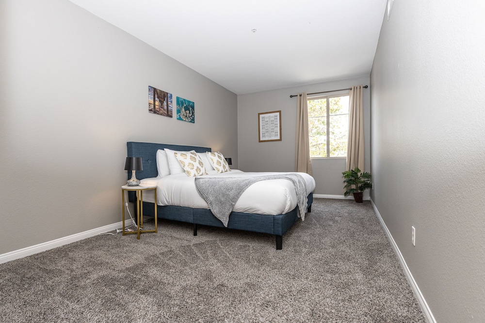 Resort Style Condo 220MV - featured photo