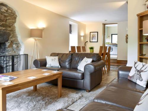 Wood Side Cottage — 4-Star Luxury Hotel in Ulverston, United Kingdom