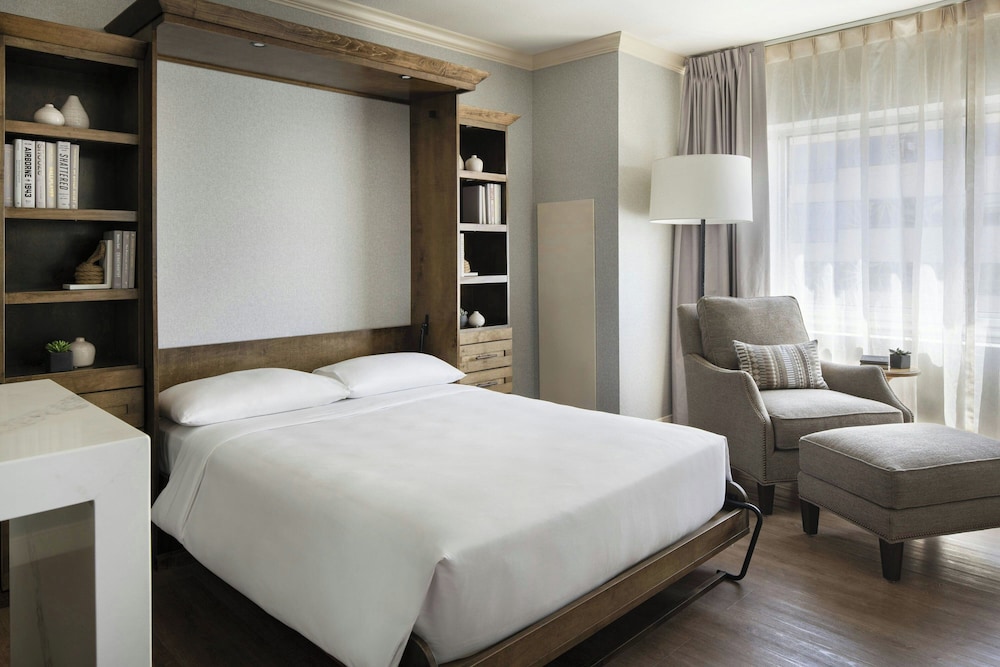 Marriott City Center - photo 13