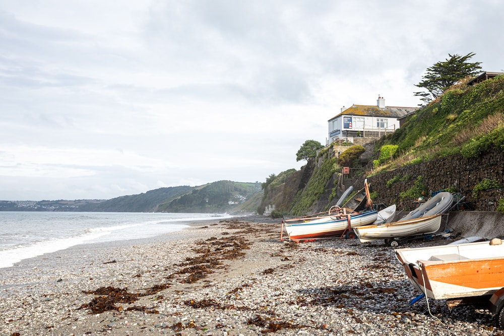The Inn on the Shore in Torpoint, United Kingdom