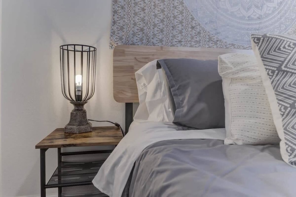 @ Marbella Lane Boho ‘n Sleek Rtreat Pool Tble in Union, United States