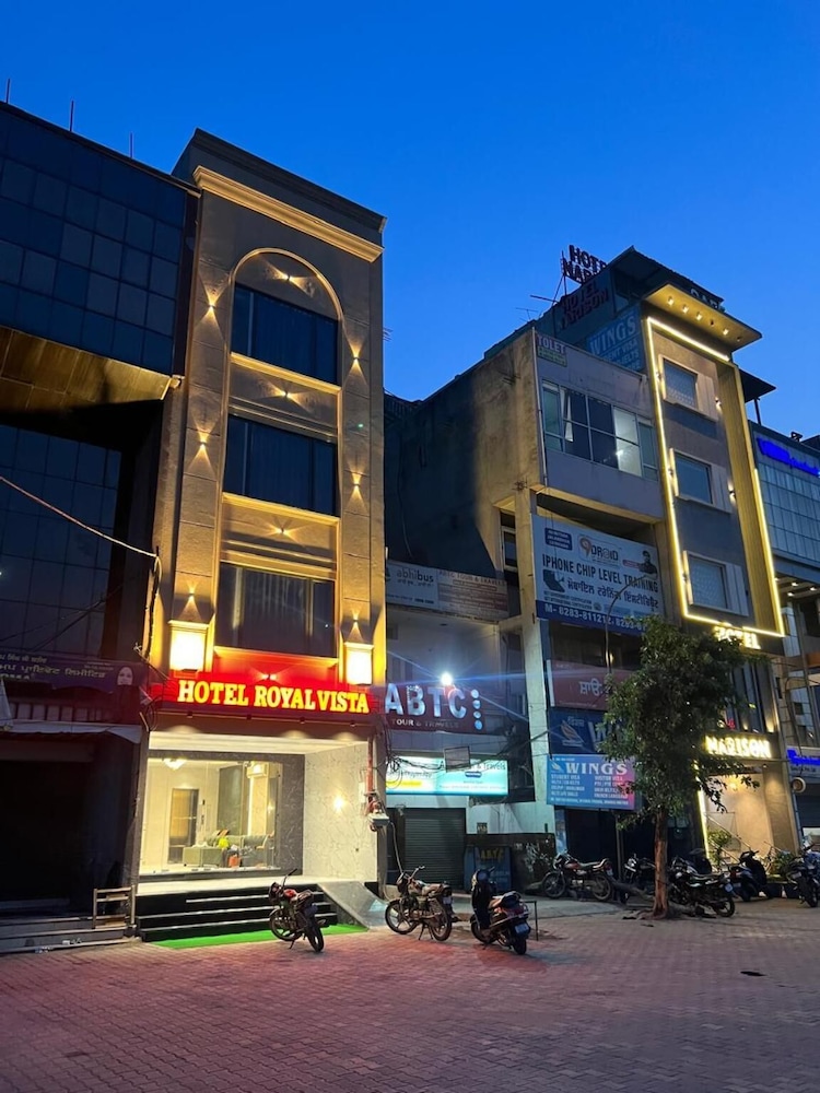Hotel Royal Vista By Divud Ecom