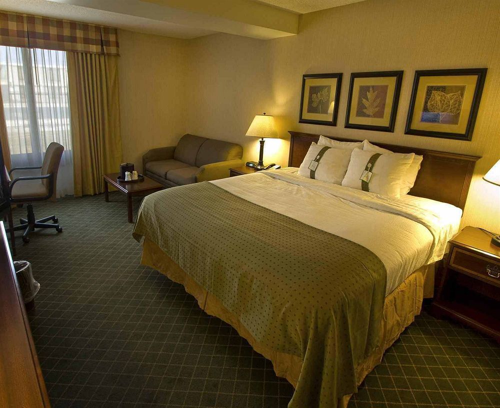Holiday Inn Buffalo Amherst - photo 25