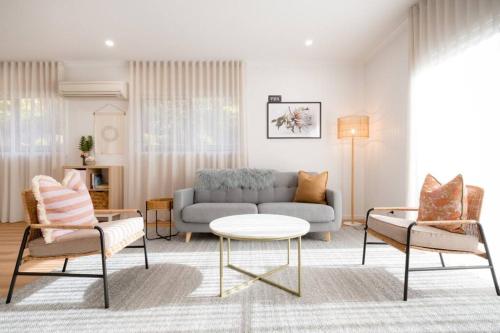 Dovecote Launceston Luxury — hotel in Invermay