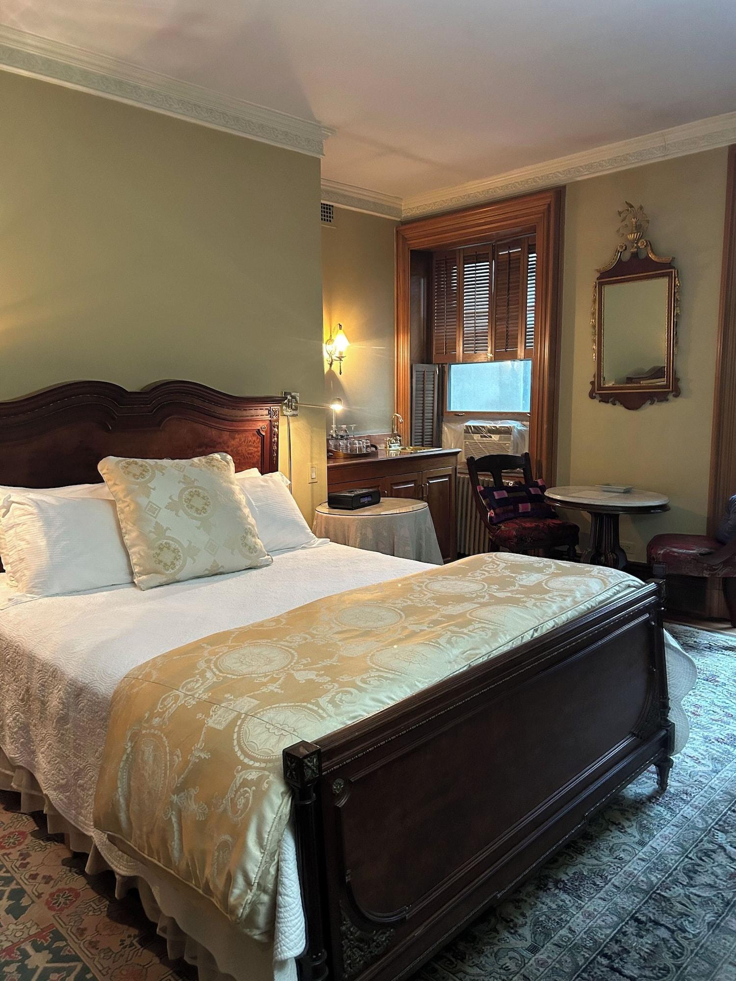 The Inn at Irving Place - photo 5