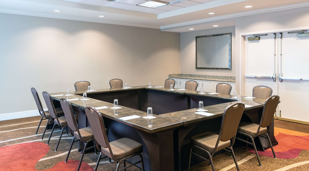 Hilton Garden Inn BWI Airport - photo 49