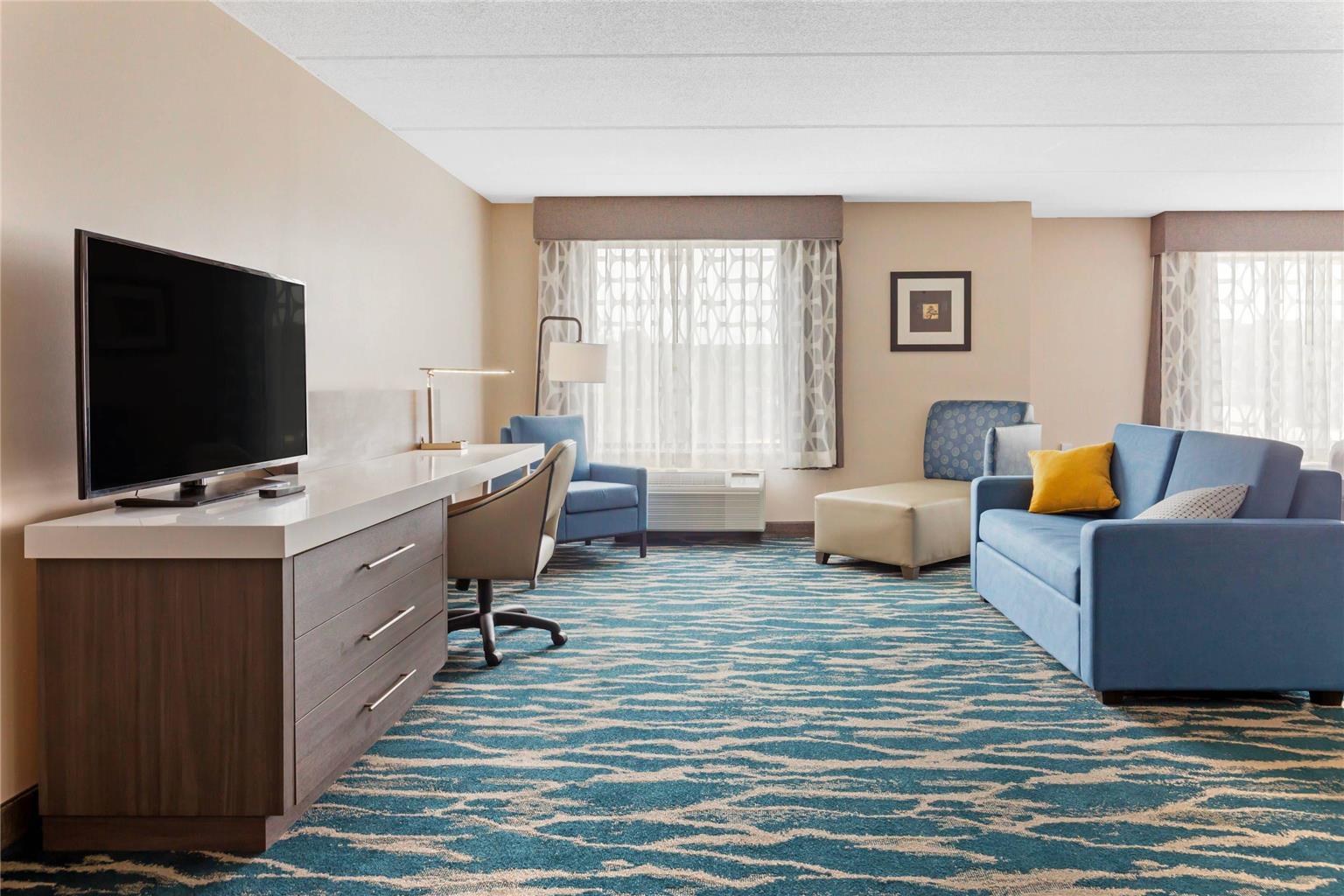 Comfort Inn & Suites Greenville Near East Carolina University - photo 25