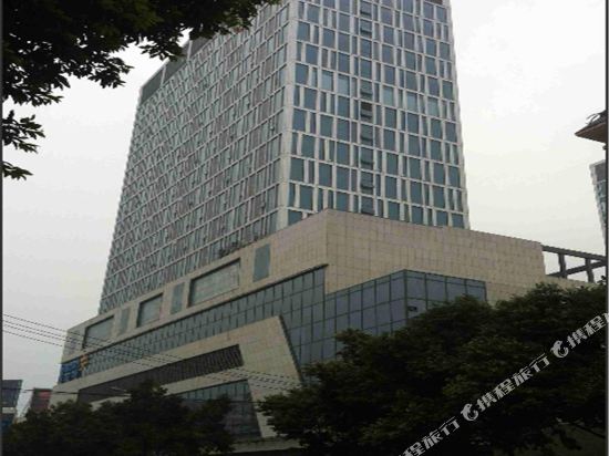 Home Inn - last minute hotel in Meishan