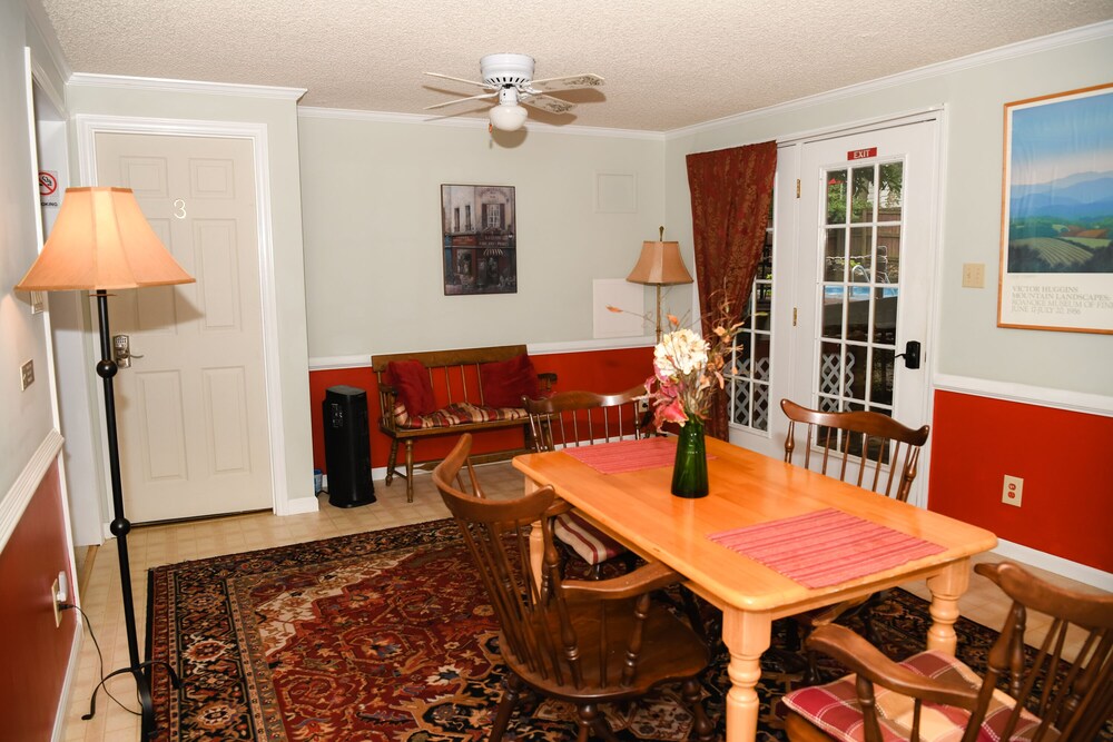 Blacksburg Bed & Breakfast - photo 88