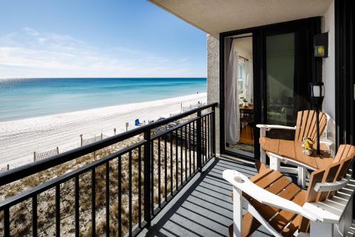 Nautilus 1402 Gulf Front 1 BR 1 BA 4th Floor — 4-Star Luxury Hotel in Fort Walton Beach, United States