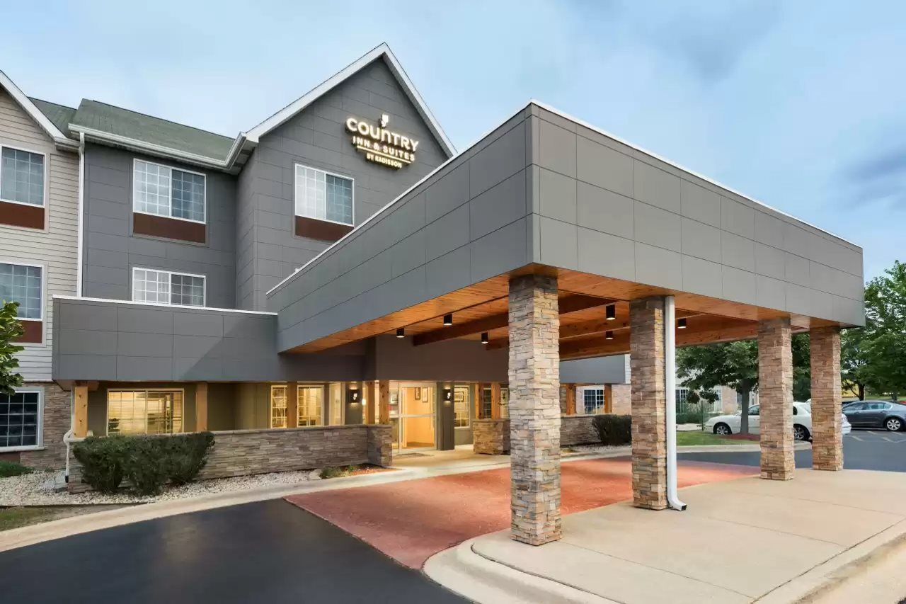 Country Inn & Suites by Radisson Romeoville I 55 - photo 2