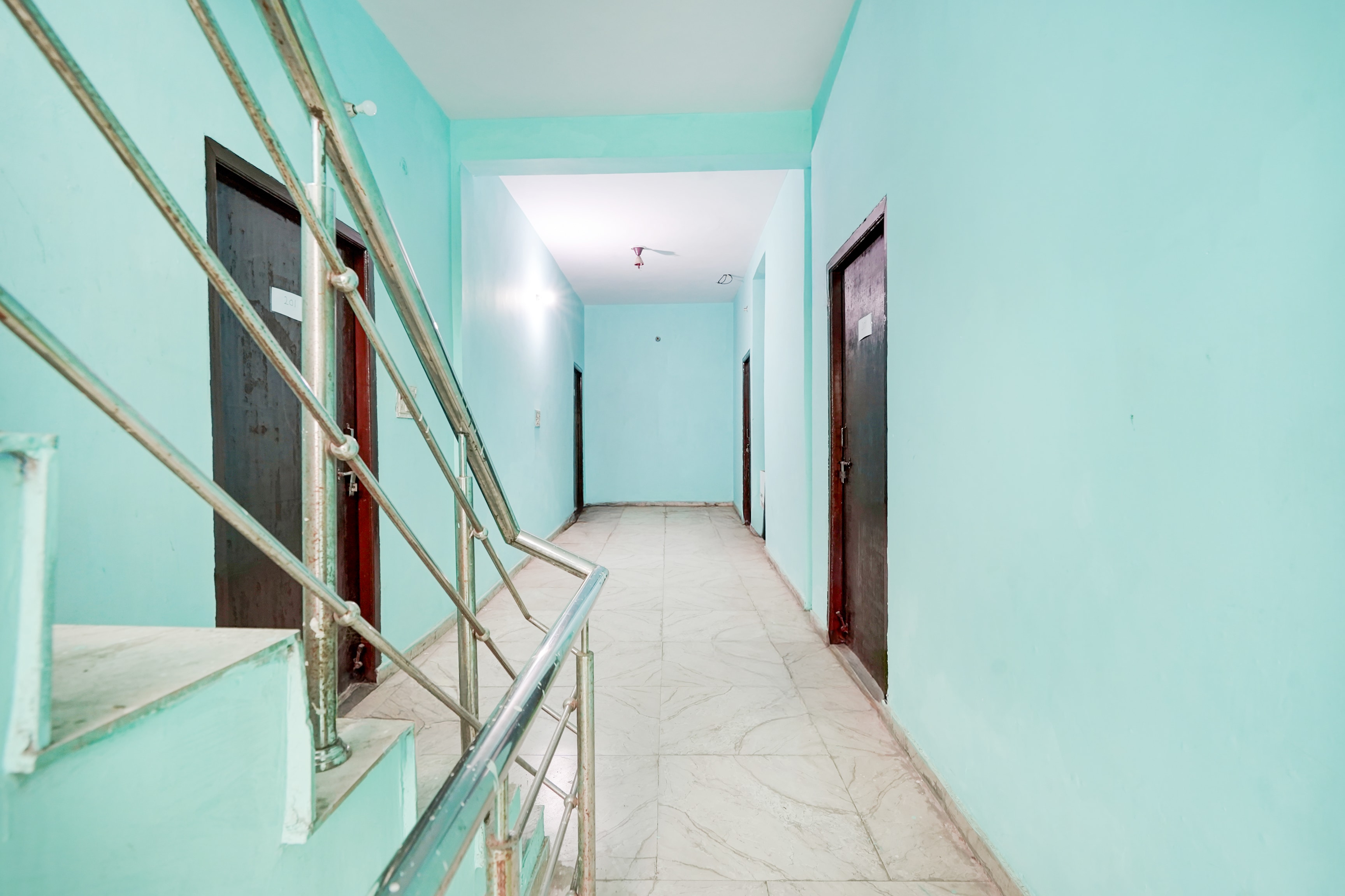 Hotel O Vip Stay Inn — Ghaziabad