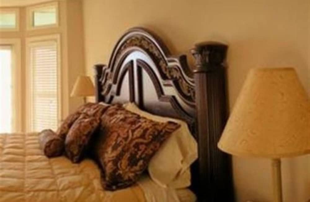 Davis Mountains Inn - photo 16