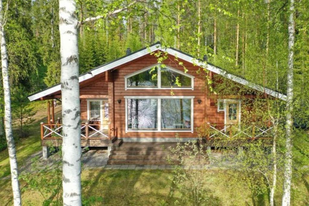Villa Kukka LaatuLomat — 4-Star Luxury Hotel in Juva, Finland