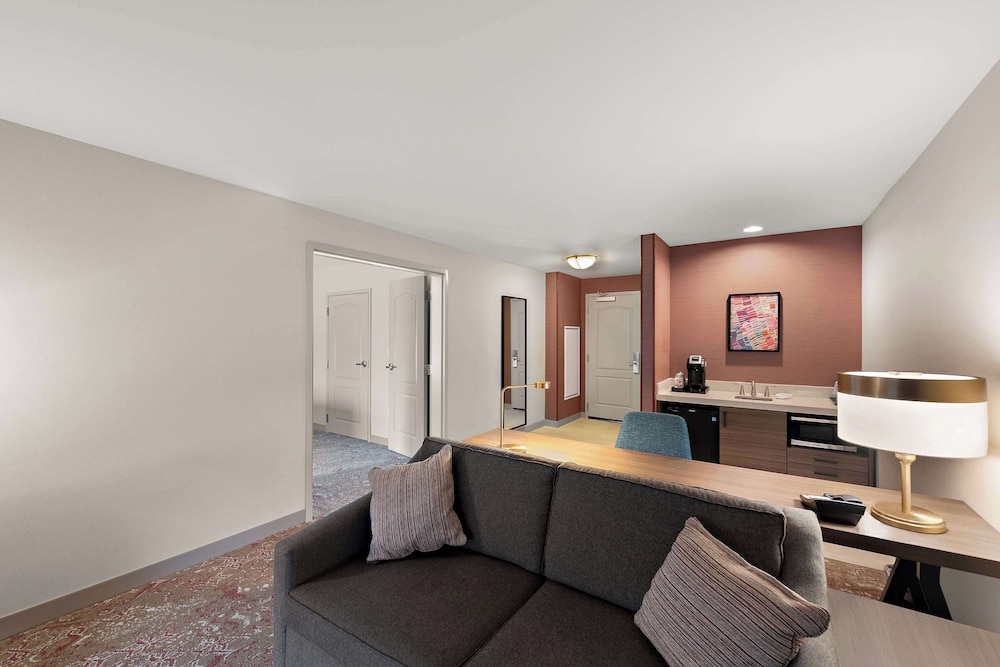 Hilton Garden Inn Omaha East Council Bluffs - photo 19