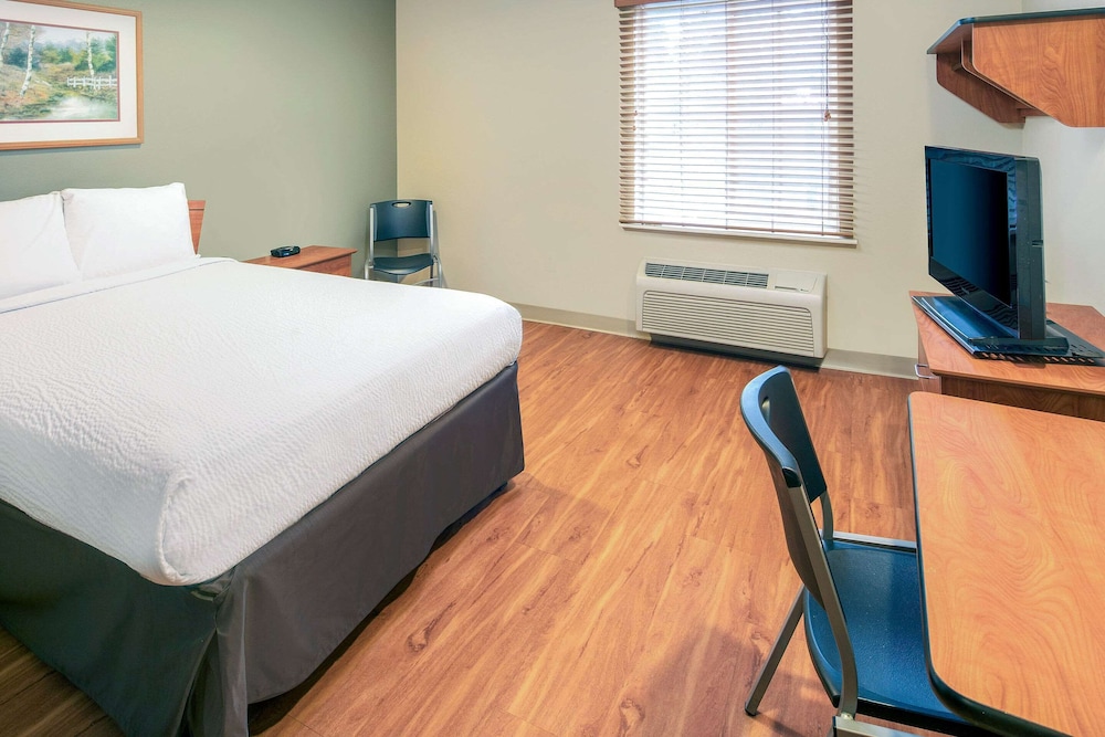 WoodSpring Suites Columbus NE I 270 Airport - photo 10