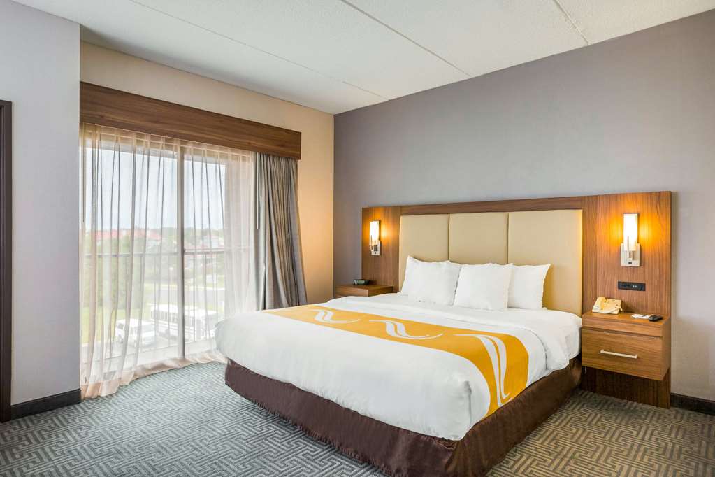 Quality Suites Lansing West - photo 28