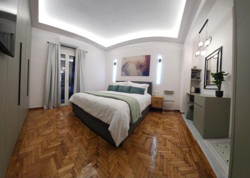 Sourmel Apt — 4-Star Luxury Hotel in Athens, Greece