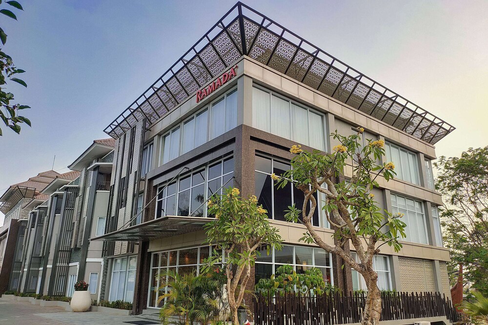 Ramada by Wyndham Yogyakarta — 4-Star Luxury Hotel in Yogyakarta, Indonesia