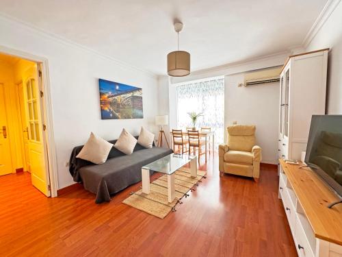 Triana Luxury Numancia — Sevilla