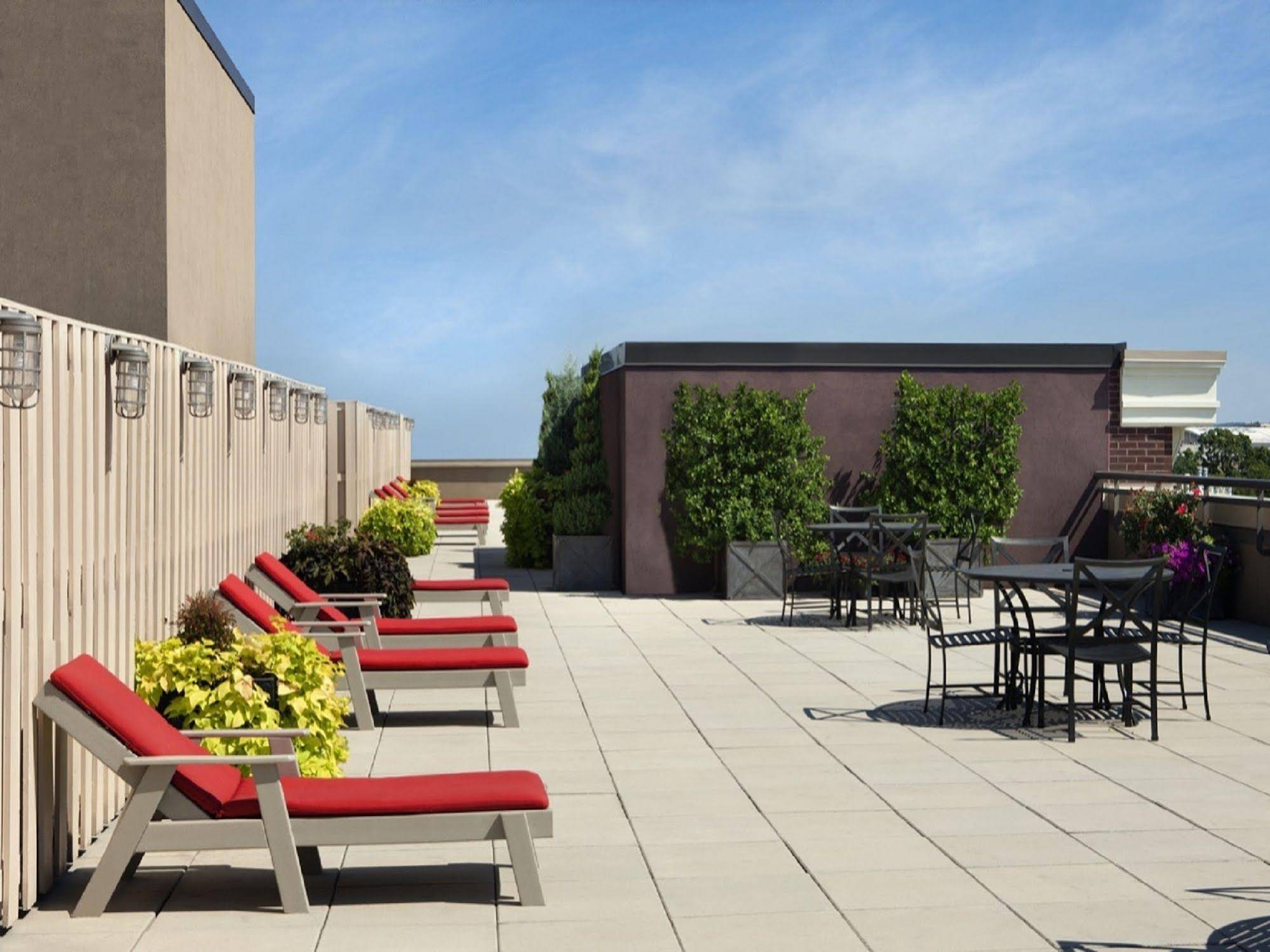 Global Luxury Suites at Logan Circle - photo 14
