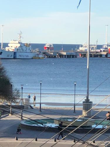 Depto More Iii — 4-Star Luxury Hotel in Puerto Madryn, Argentina