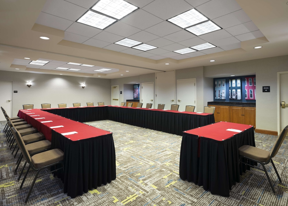 Hampton Inn & Suites Arundel Mills Baltimore - photo 60