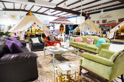 Lone Star Glamp Inn - photo 8
