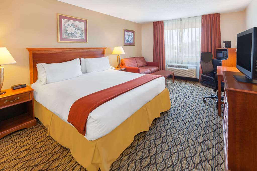 Baymont by Wyndham Chelsea - photo 14