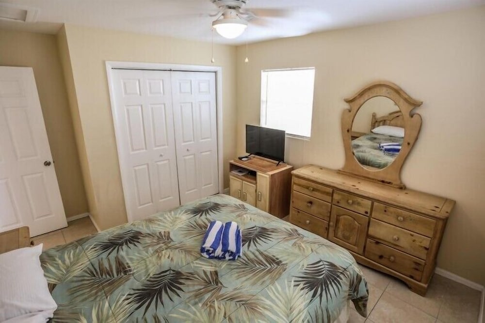 106 Tropical Shores Manor Fort Myers Beach - photo 12
