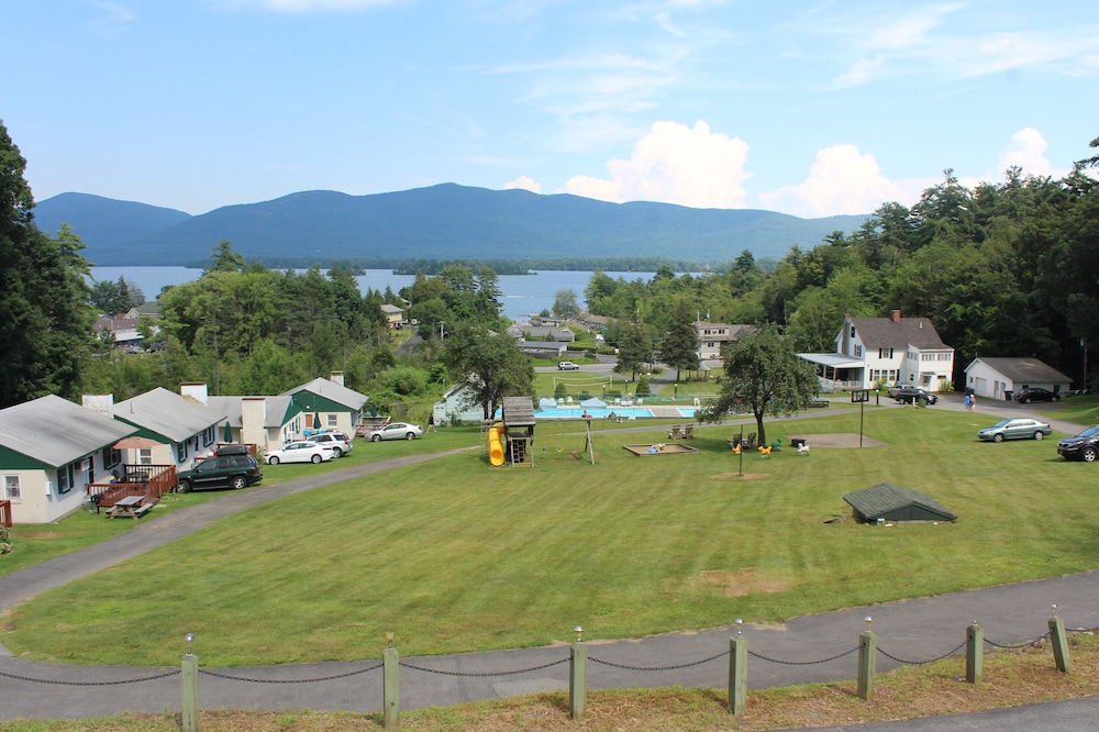 Hill View Motel and Cottages - photo 56