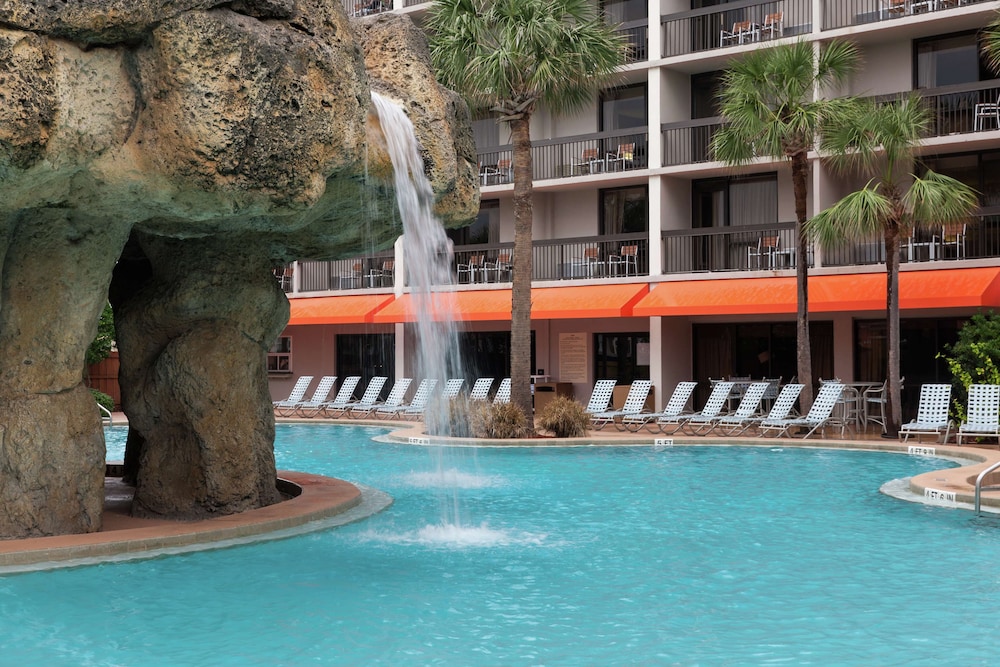 Hampton Inn Jacksonville Beach Oceanfront - photo 34