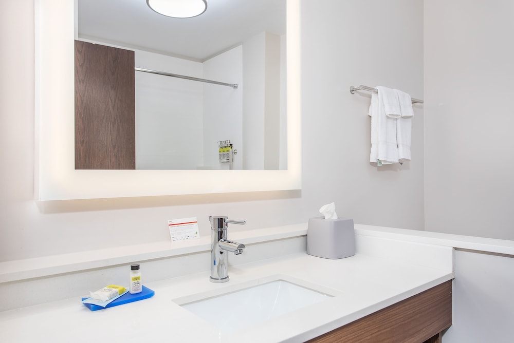 Holiday Inn Express Williamsburg by IHG - photo 30